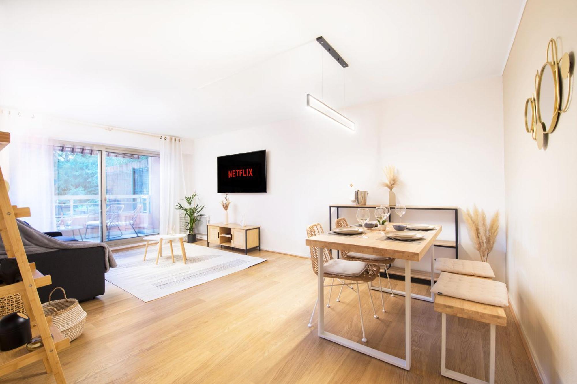 Appartement Renove - Terrasse - Parking - Bm นีซ ภายนอก รูปภาพ